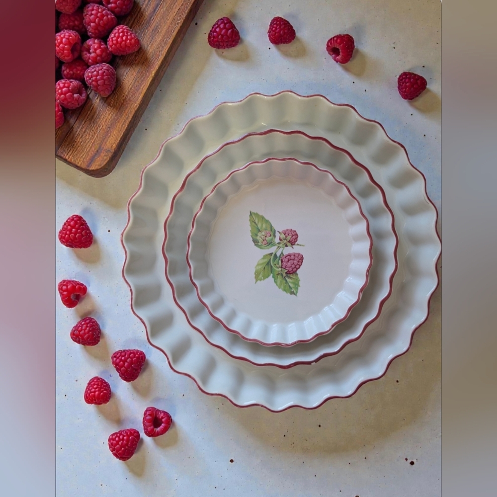 Vintage 1980s Japanese Fluted Stoneware Quiche & Tart Baking Dish